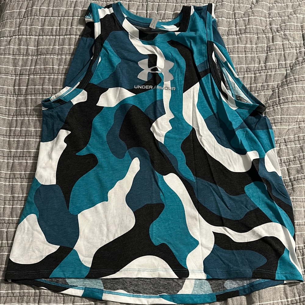 Under Armour tank